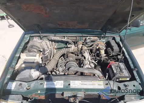 1999 Ford Ranger Xl/Xlt from USA, damaged, VIN 1FTYR10C1XPB75951